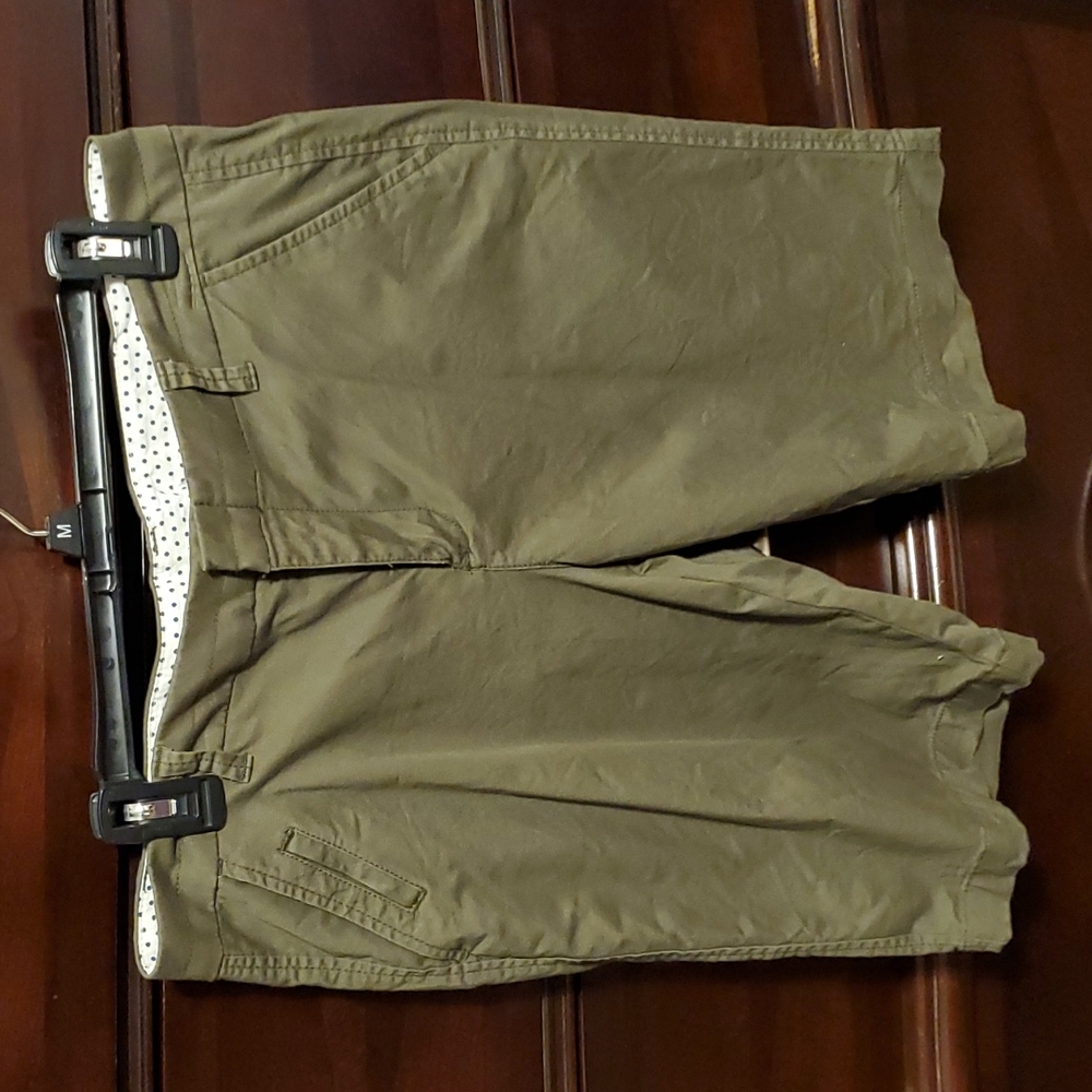 3 pairs of Bermuda shorts